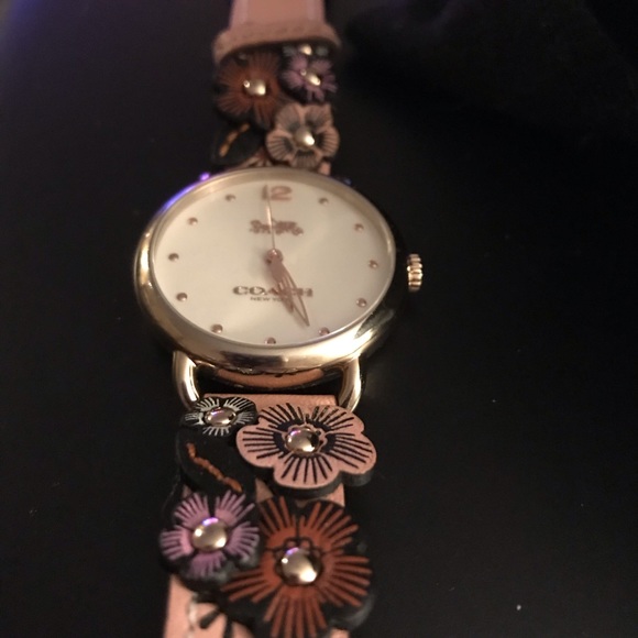 coach delancey floral watch